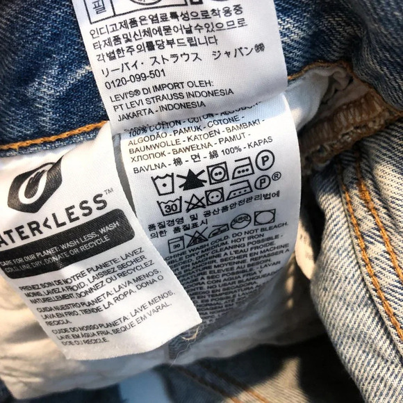 Levi's 501 Light Wash Button Fly Classic High Waist Denim Shorts Women's 29 - Picture 7 of 9